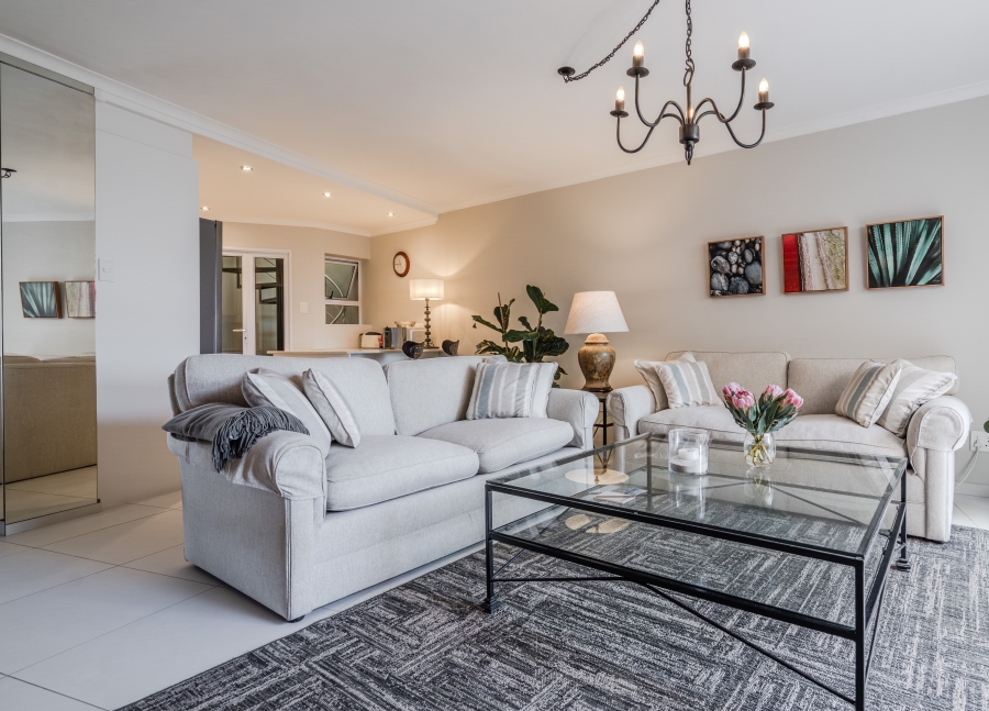 To Let 2 Bedroom Property for Rent in Bantry Bay Western Cape